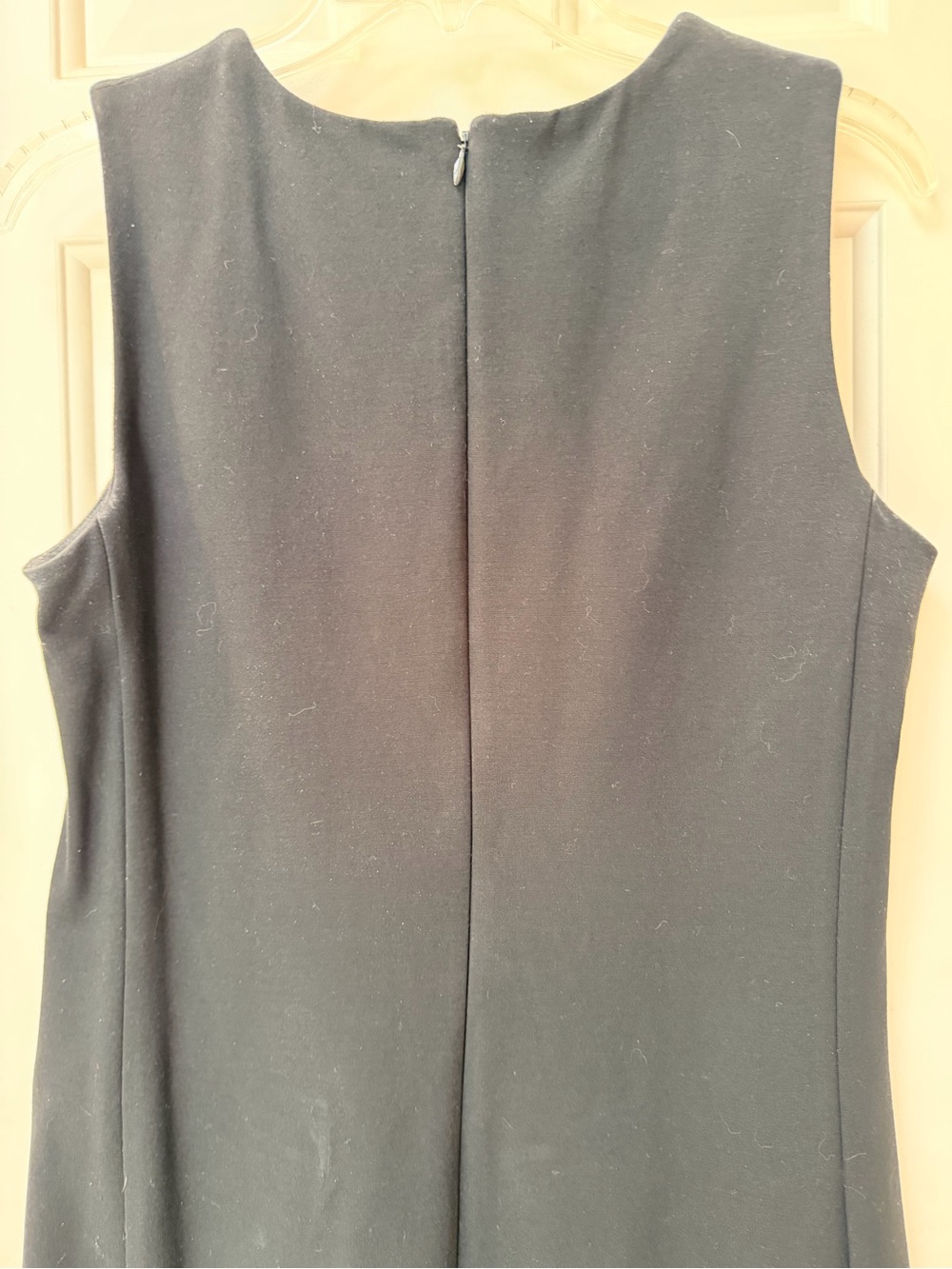 Talbots Classic Black Sleeveless Sheath Dress, Leather Trim Pockets, Sz 4 - Picture 9 of 13